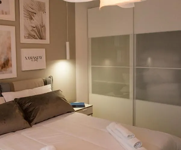 Bed & Breakfast Leflole 4*