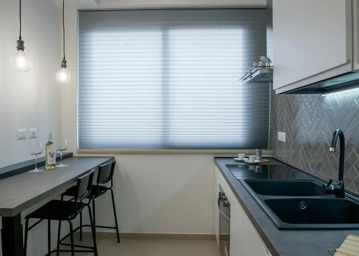 Leflole Bed & Breakfast 4*