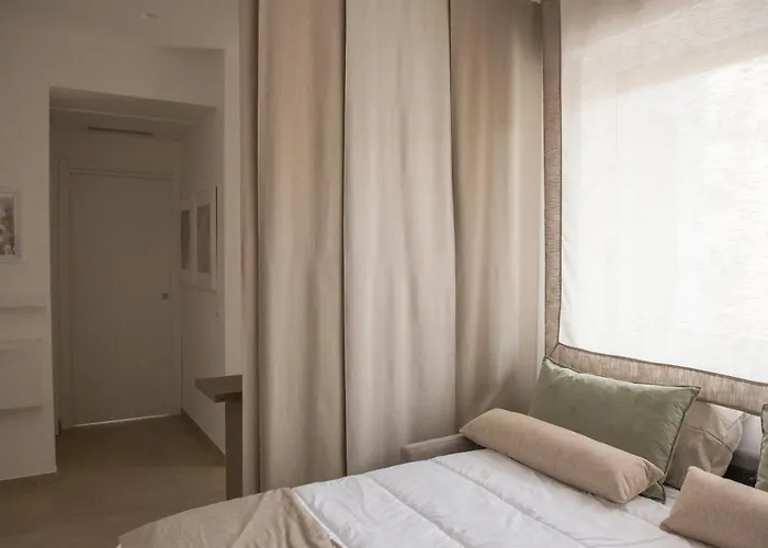 Leflole Bed & Breakfast 4*